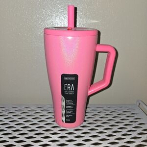 NWT LIMITED EDITION Brumate 30oz Era, PINK GLITTER